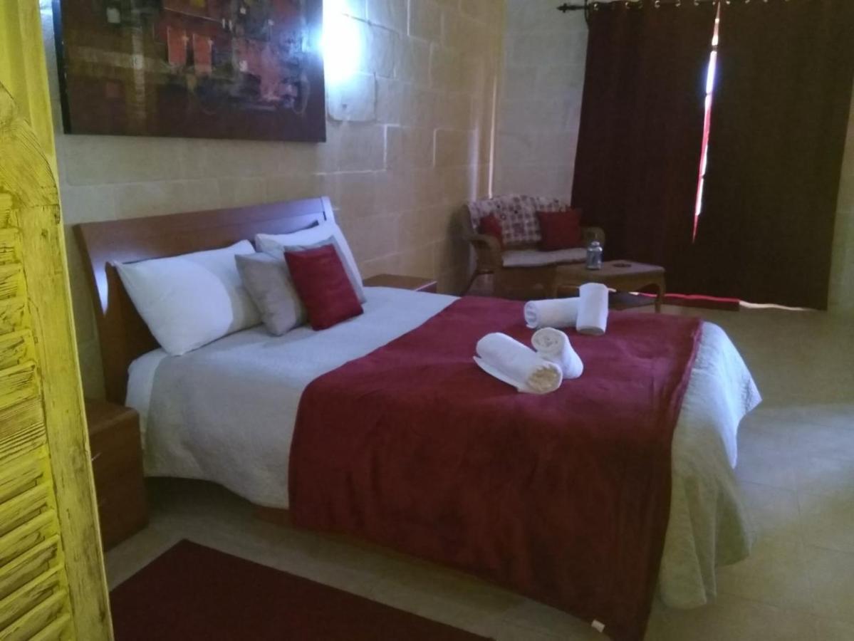 Maxija B&B - Palm อาร์บ ภายนอก รูปภาพ